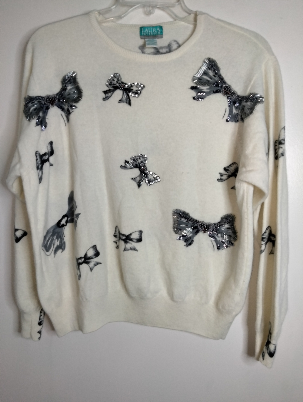 Laura Peterson (Size 3X/44) Cream Embellished Bow Wool Blend Crewneck LS Sweater